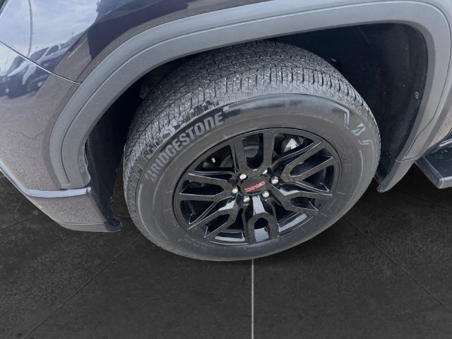 Used 2024 GMC Sierra 1500 Elevation RWD image 9