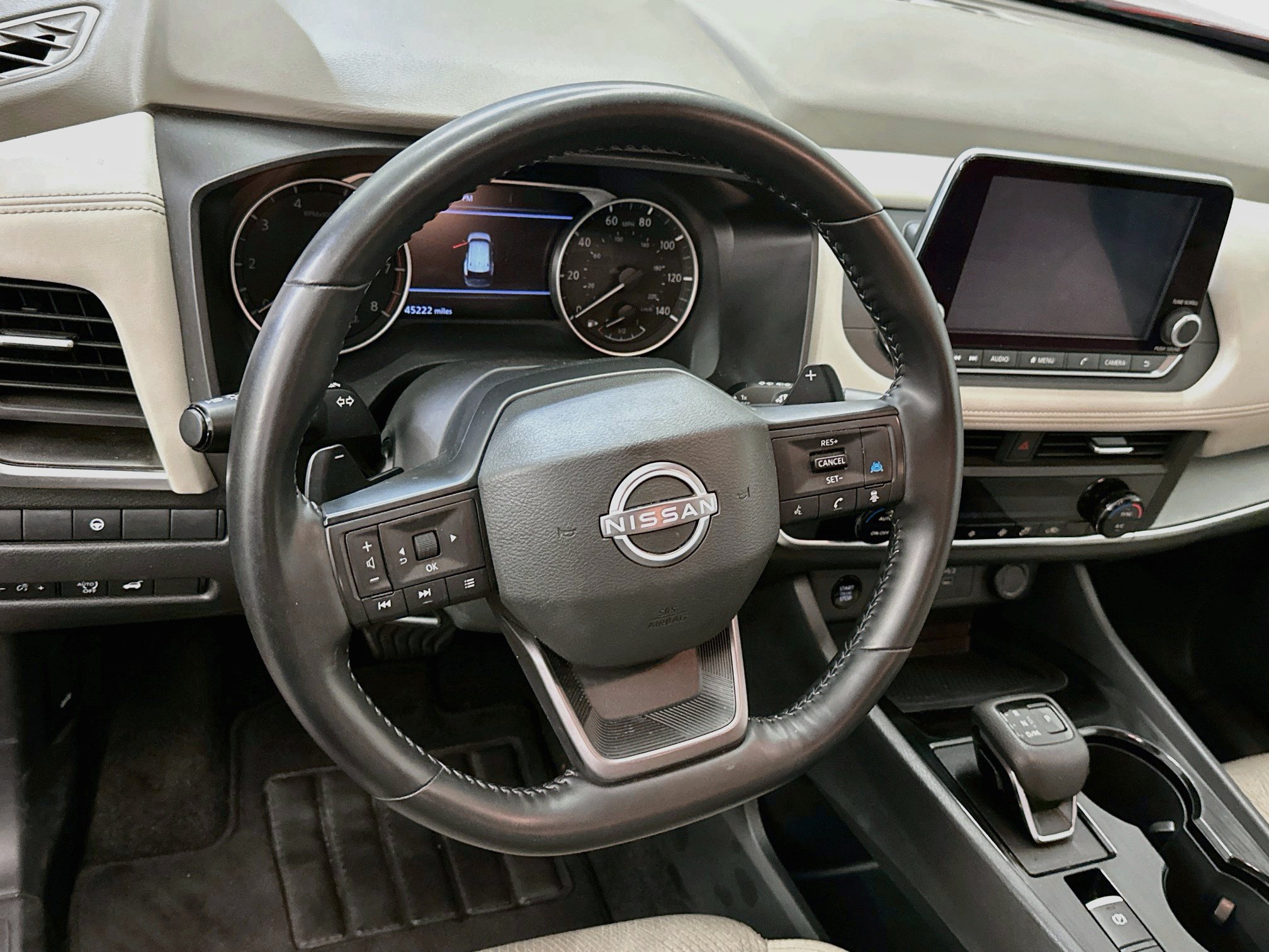 Used 2025 Nissan Rogue SV AWD/4WD image 18