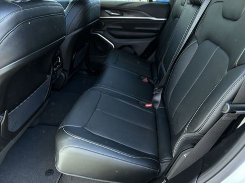 New 2026 Jeep Grand Cherokee Limited AWD/4WD image 18