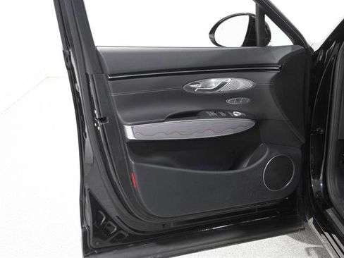 Certified 2024 Genesis GV70 2.5T w/ Advanced Package image 4