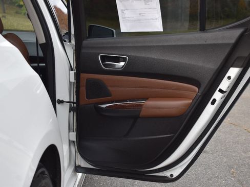 Used 2018 Acura TLX V6 w/ Technology Package image 12