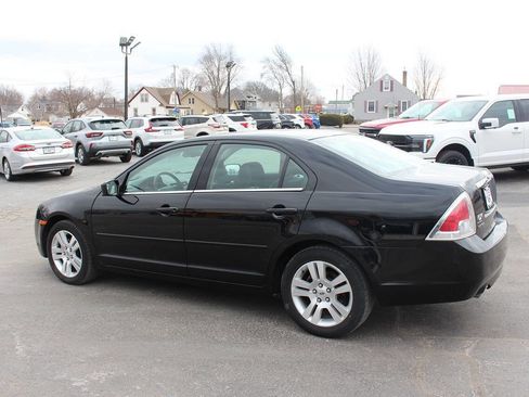 Used 2007 Ford Fusion SEL image 2