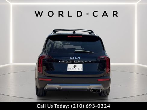 Used 2022 Kia Telluride S FWD image 4
