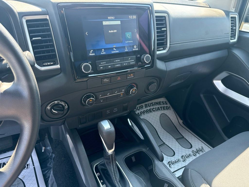 Certified 2023 Nissan Frontier SV w/ Tow Package AWD/4WD image 33