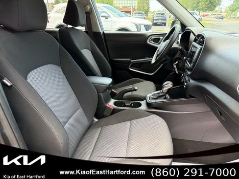 Certified 2023 Kia Soul LX w/ Option Group 015 FWD image 11