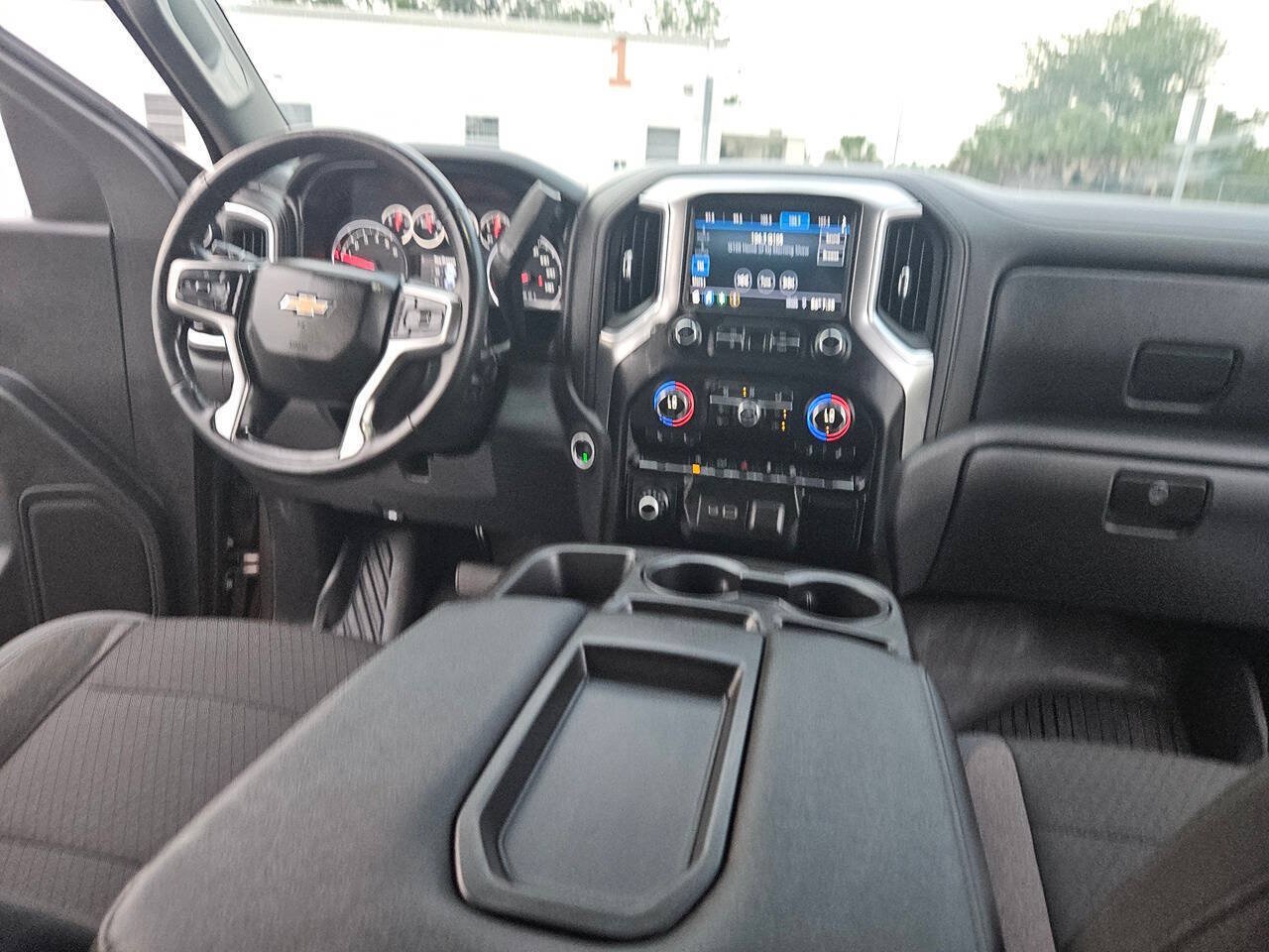 Used 2019 Chevrolet Silverado 1500 LT w/ All-Star Edition AWD/4WD image 14