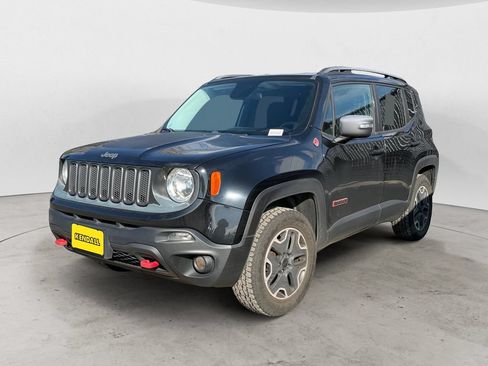 Used 2015 Jeep Renegade Trailhawk w/ Popular Equipment Group AWD/4WD image 1
