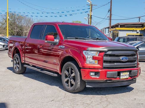 Used 2017 Ford F150 Lariat image 3