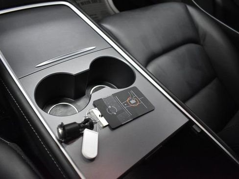 Used 2023 Tesla Model 3 Performance image 17