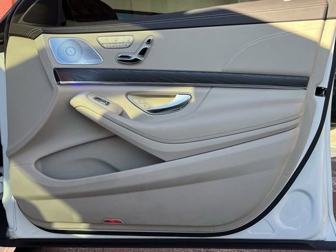 Used 2018 Mercedes-Benz S 450 Sedan image 21