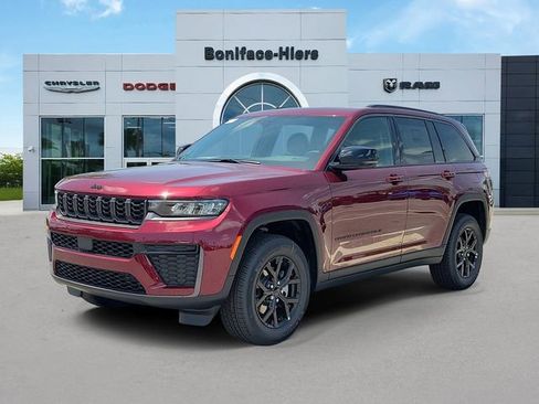 New 2026 Jeep Grand Cherokee Altitude RWD image 2