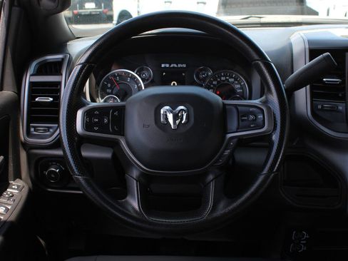 Used 2024 RAM 2500 Tradesman w/ Chrome Appearance Group image 25