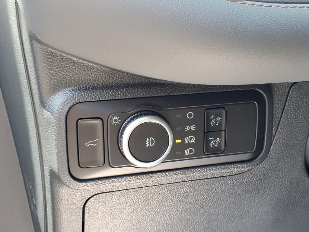 New 2026 Ford Explorer Active w/ Active Comfort Package AWD/4WD image 18