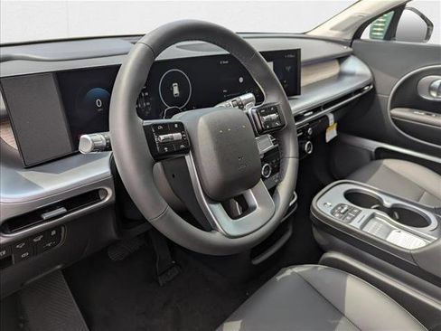 New 2026 Hyundai Ioniq 9 Limited image 3