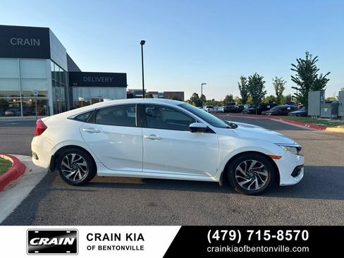 Used 2017 Honda Civic EX image 2