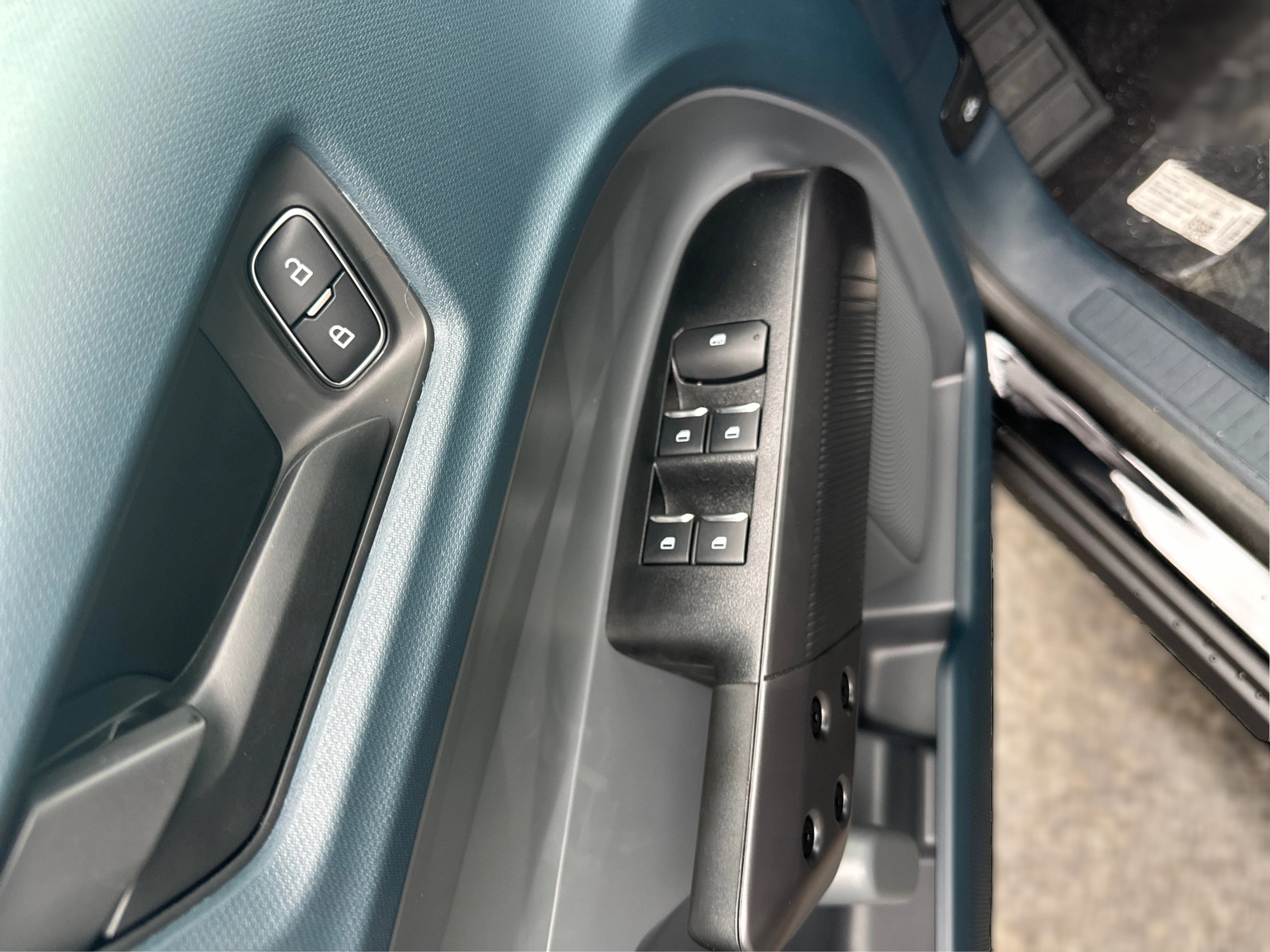 New 2026 Ford Maverick XL FWD image 27