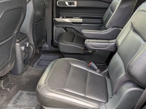 Used 2020 Ford Explorer XLT w/ Equipment Group 202A image 18
