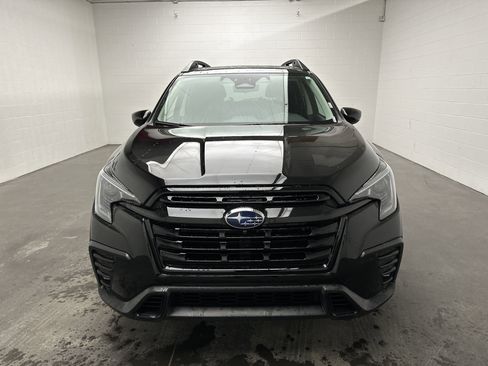 Certified 2025 Subaru Ascent Bronze Edition image 3