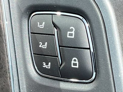 New 2026 Ford F550 4x4 Crew Cab image 24