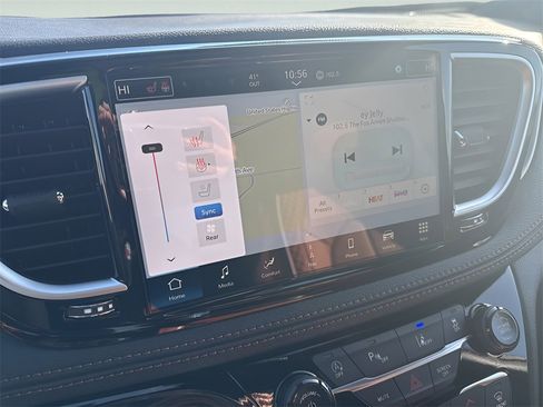 New 2026 Chrysler Pacifica Pinnacle image 38