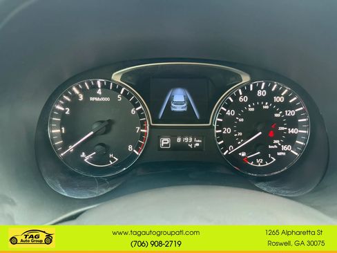 Used 2013 Nissan Pathfinder Platinum FWD image 7