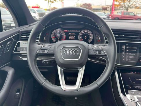 Used 2025 Audi Q7 2.0T Premium w/ Convenience Package image 14