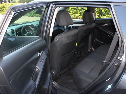 Used 2009 Pontiac Vibe AWD w/ Sun And Sound Package image 15