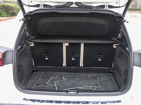 Certified 2025 Mercedes-Benz GLA 250 4MATIC image 24