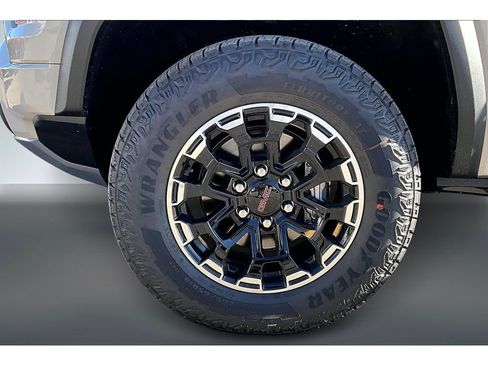 New 2026 GMC Canyon AT4 w/ Technology Plus Package image 13