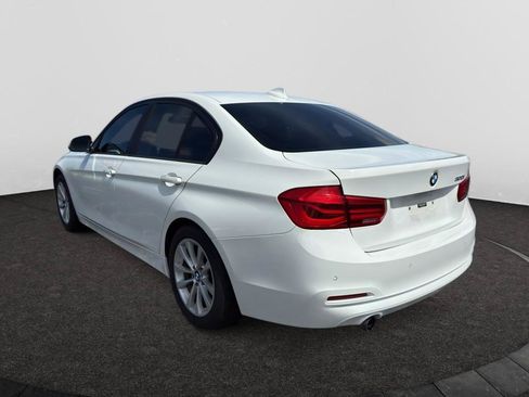 Used 2017 BMW 320i Sedan RWD image 7