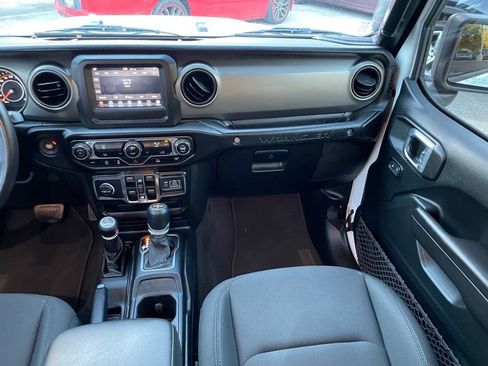 Used 2021 Jeep Wrangler Unlimited Sport image 8
