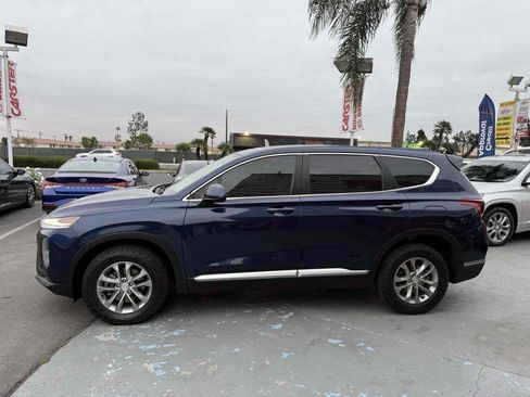 Used 2020 Hyundai Santa Fe SE image 6