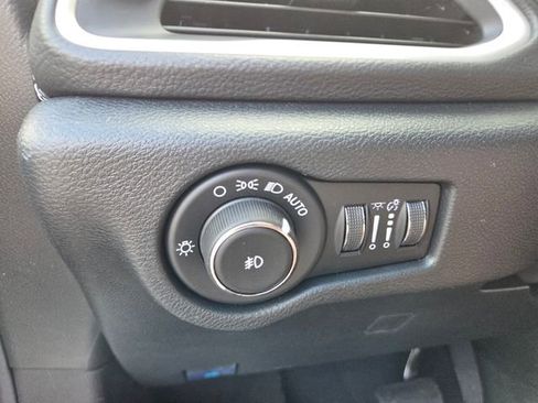 New 2026 Chrysler Pacifica Select image 22