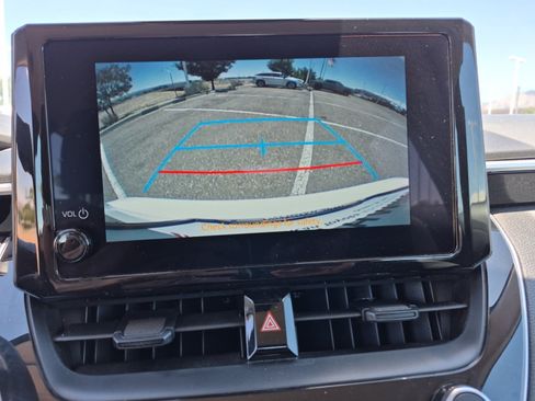 Used 2024 Toyota Corolla LE FWD image 30