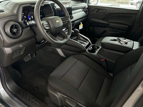 New 2026 Chevrolet Colorado W/T w/ WT Custom Package RWD image 9