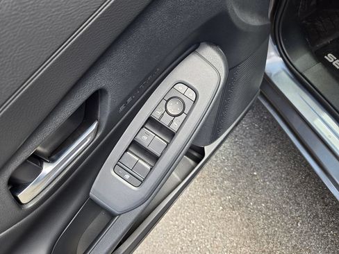 New 2026 Nissan Sentra SV w/ SV Convenience Package FWD image 16