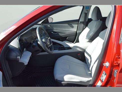 New 2026 Hyundai Elantra Limited FWD image 10