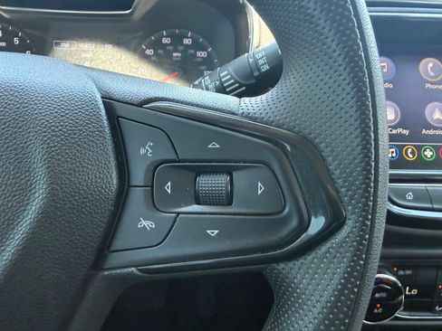 Used 2022 Chevrolet TrailBlazer LT w/ Convenience Package FWD image 19