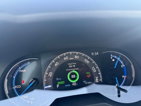 Used 2025 Toyota RAV4 XLE Premium w/ Weather Package image 75