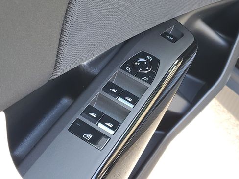 New 2026 BMW X3 xDrive30 w/ Premium Package image 6