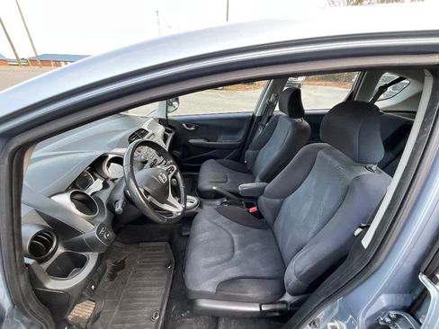 Used 2011 Honda Fit Sport image 12