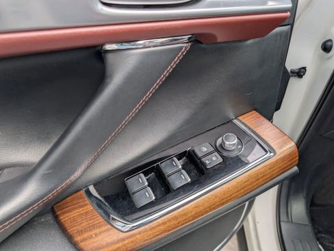 Used 2017 MAZDA CX-9 Signature image 31