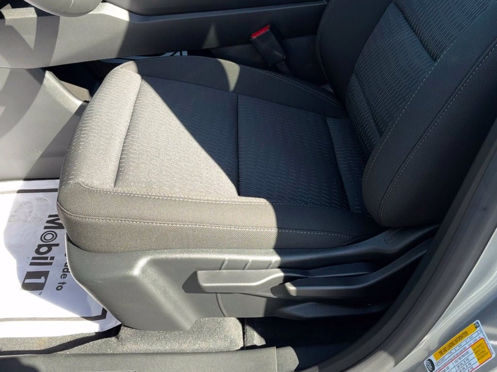 New 2027 Chevrolet Equinox LT AWD/4WD image 6