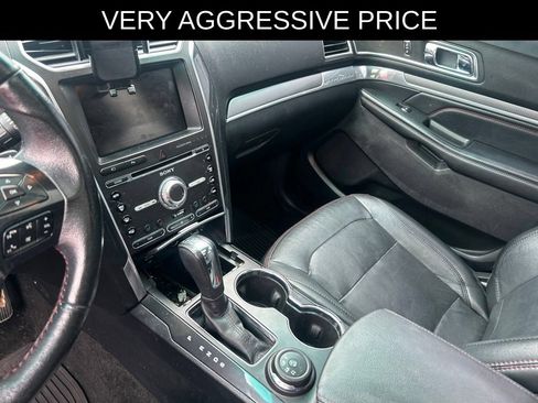 Used 2016 Ford Explorer Sport w/ Equipment Group 401A AWD/4WD image 18