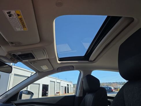 Used 2023 Honda Accord EX image 28