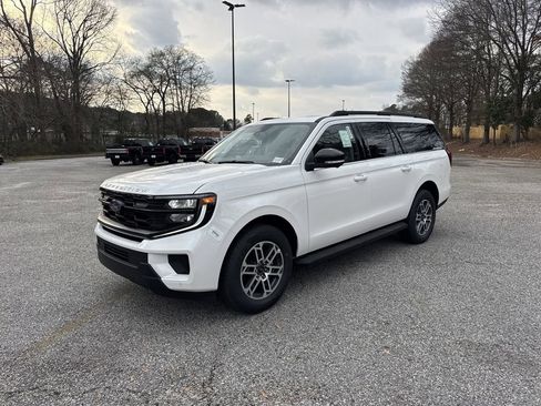 New 2026 Ford Expedition Max Active image 3