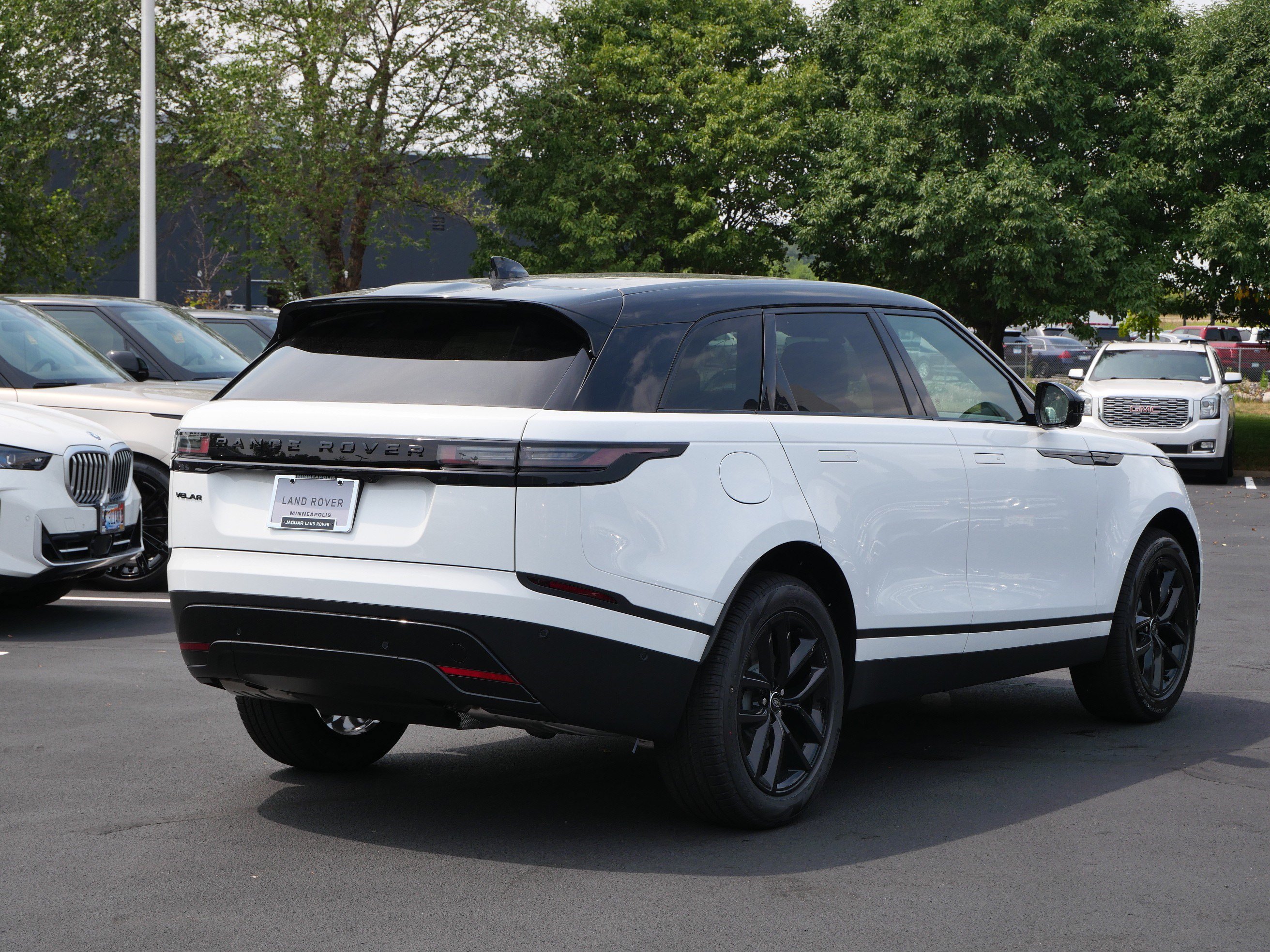 New 2026 Land Rover Range Rover SE AWD/4WD image 12
