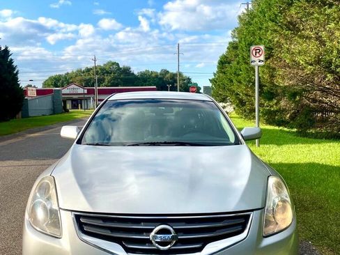 Used 2012 Nissan Altima 2.5 S image 2