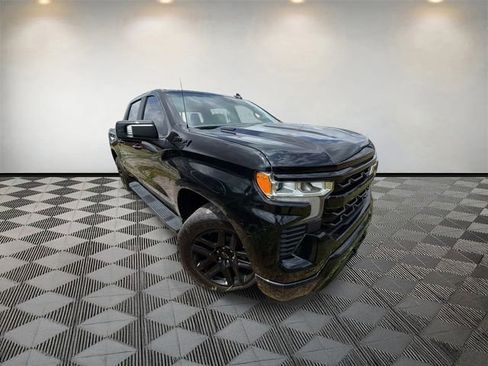 Used 2025 Chevrolet Silverado 1500 RST w/ Convenience Package II AWD/4WD image 3