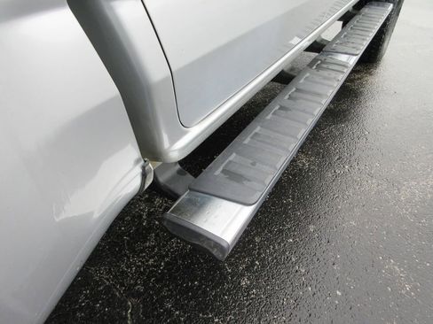 Used 2017 Chevrolet Colorado LT w/ Luxury Package, Chrome image 12